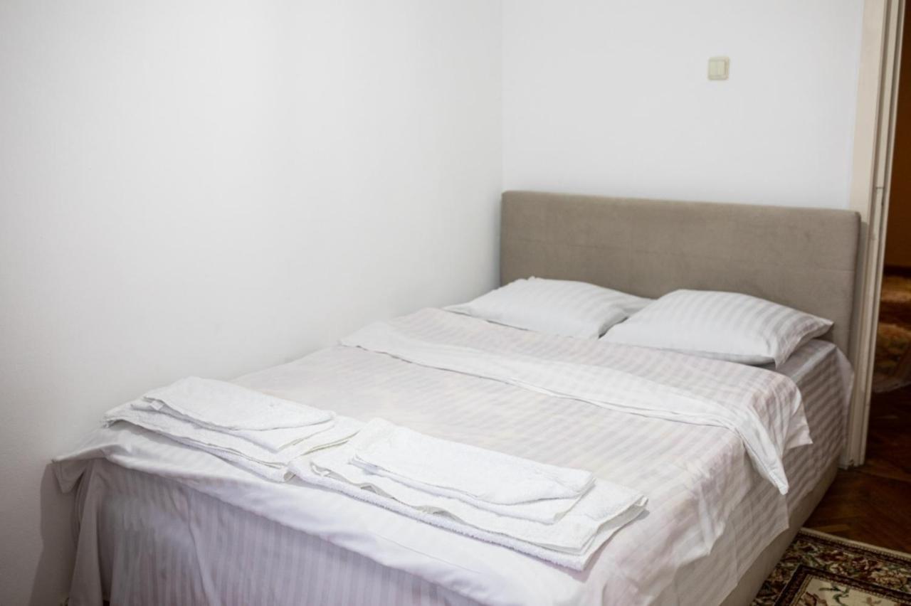 C Central Apartament Drobeta Turnu Severin Exterior foto
